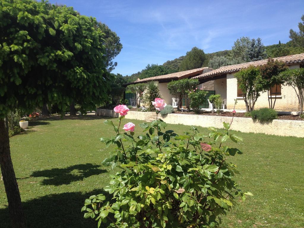 Espace Loisirs 호텔 Saint-Martin-dʼArdèche 외부 사진